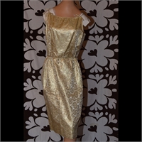 Sleeveless gold dress